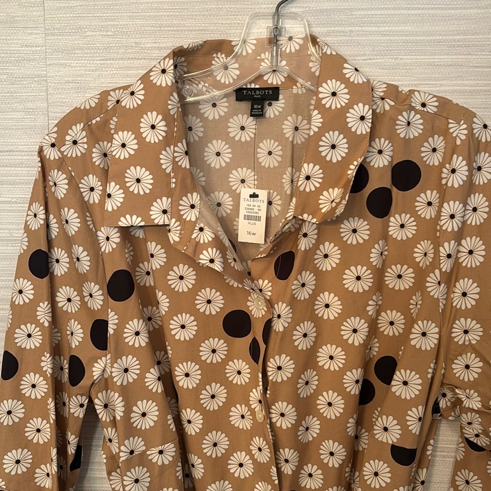 Talbots tan polka dot shirt dress with seaming